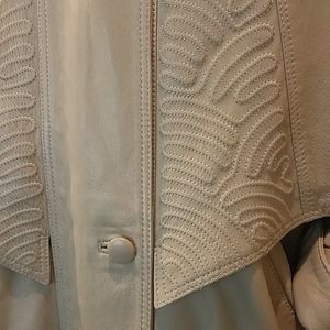 NWOT Cream Leather Jacket w/Detachable Fur Hood